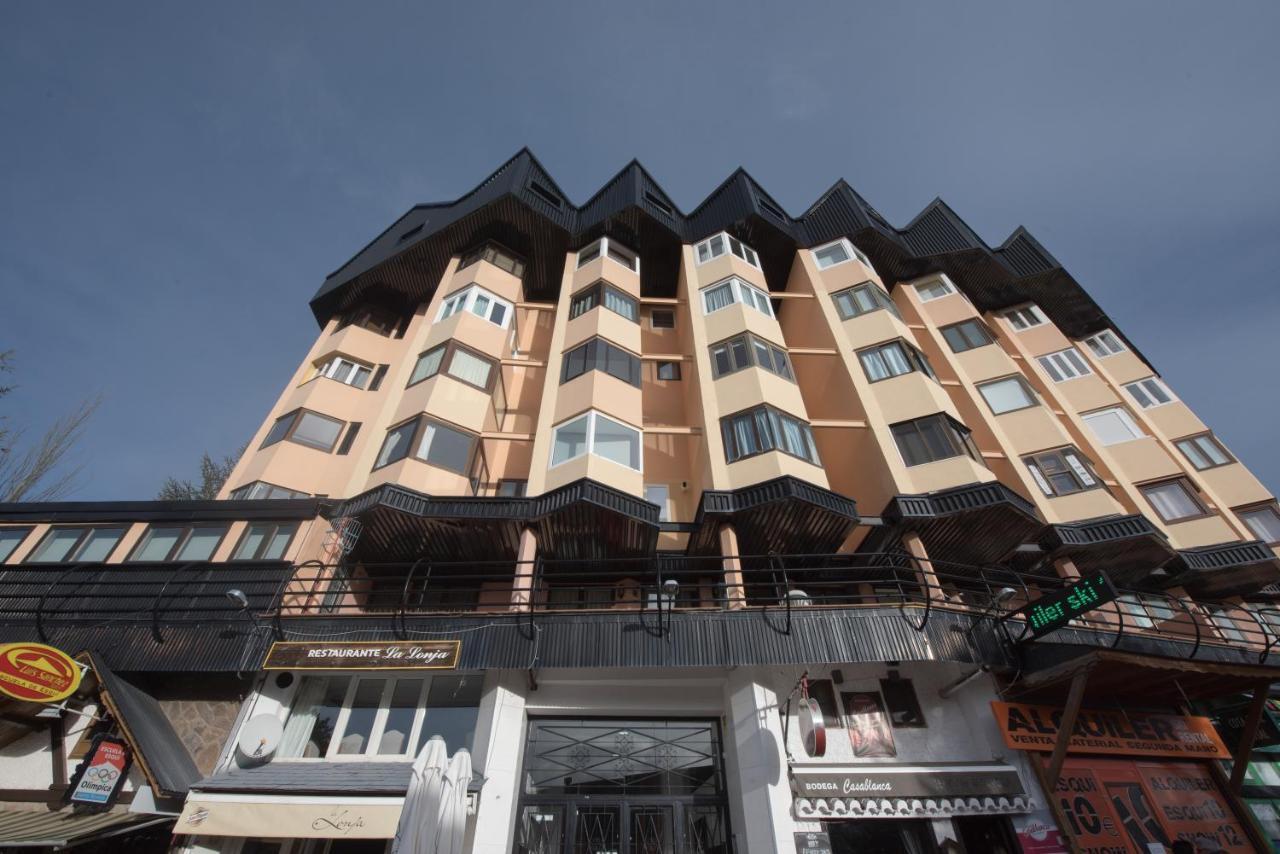 Apartamento Ameto En La Plaza Pradollano"Junto Al Telecabina Borreguiles" Sierra Nevada Bagian luar foto